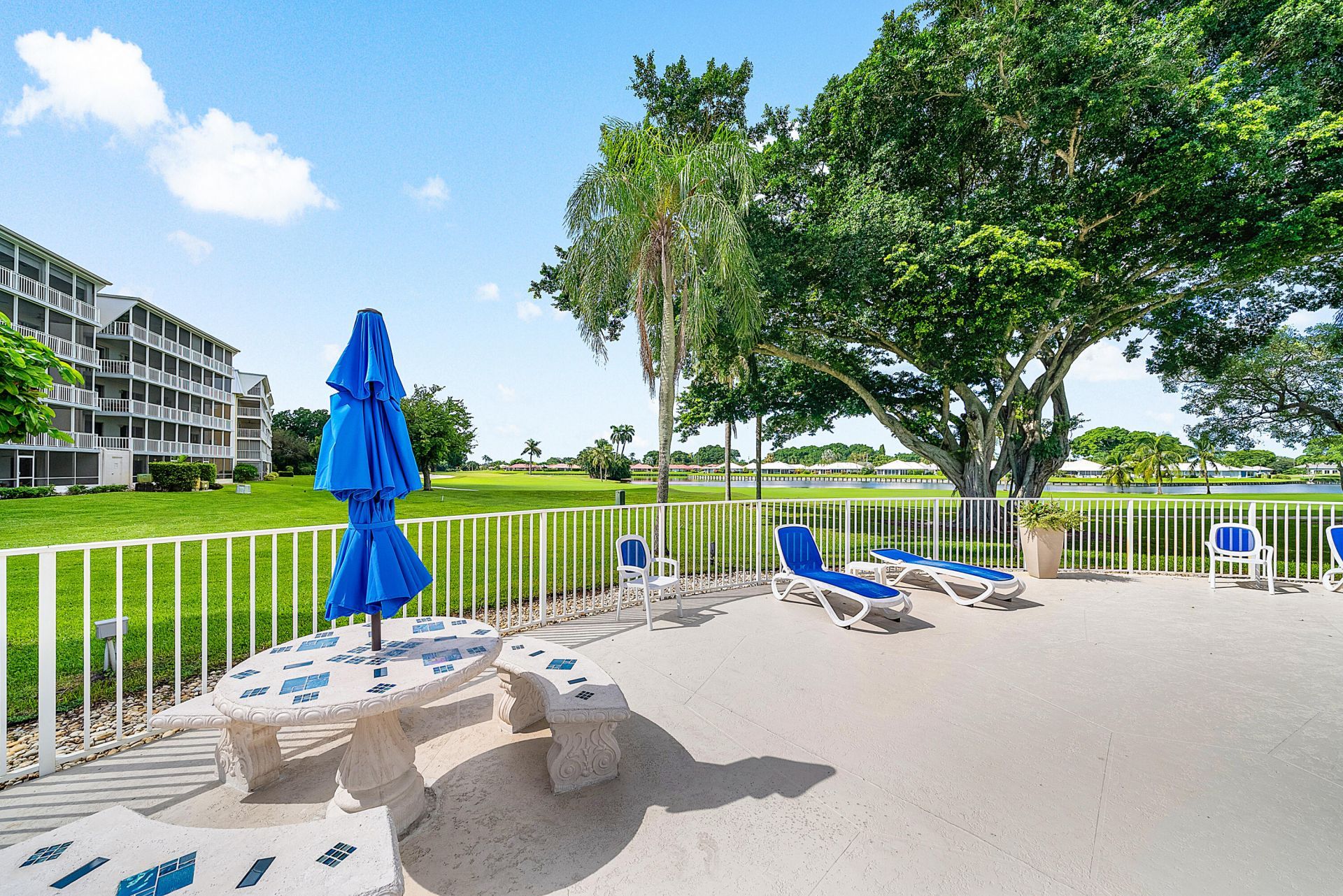 145 Atlantis Boulevard, Unit 203, Atlantis, FL 33462 Photo