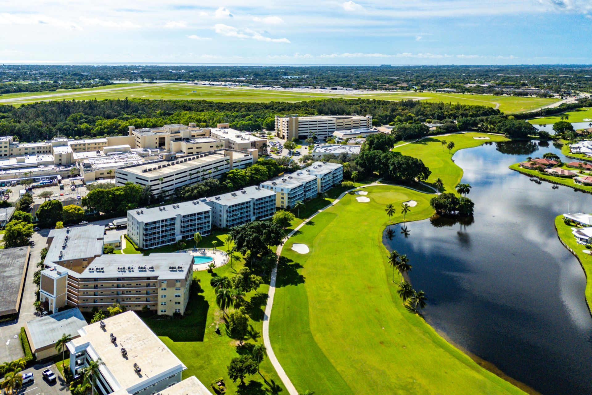 145 Atlantis Boulevard, Unit 203, Atlantis, FL 33462 Photo