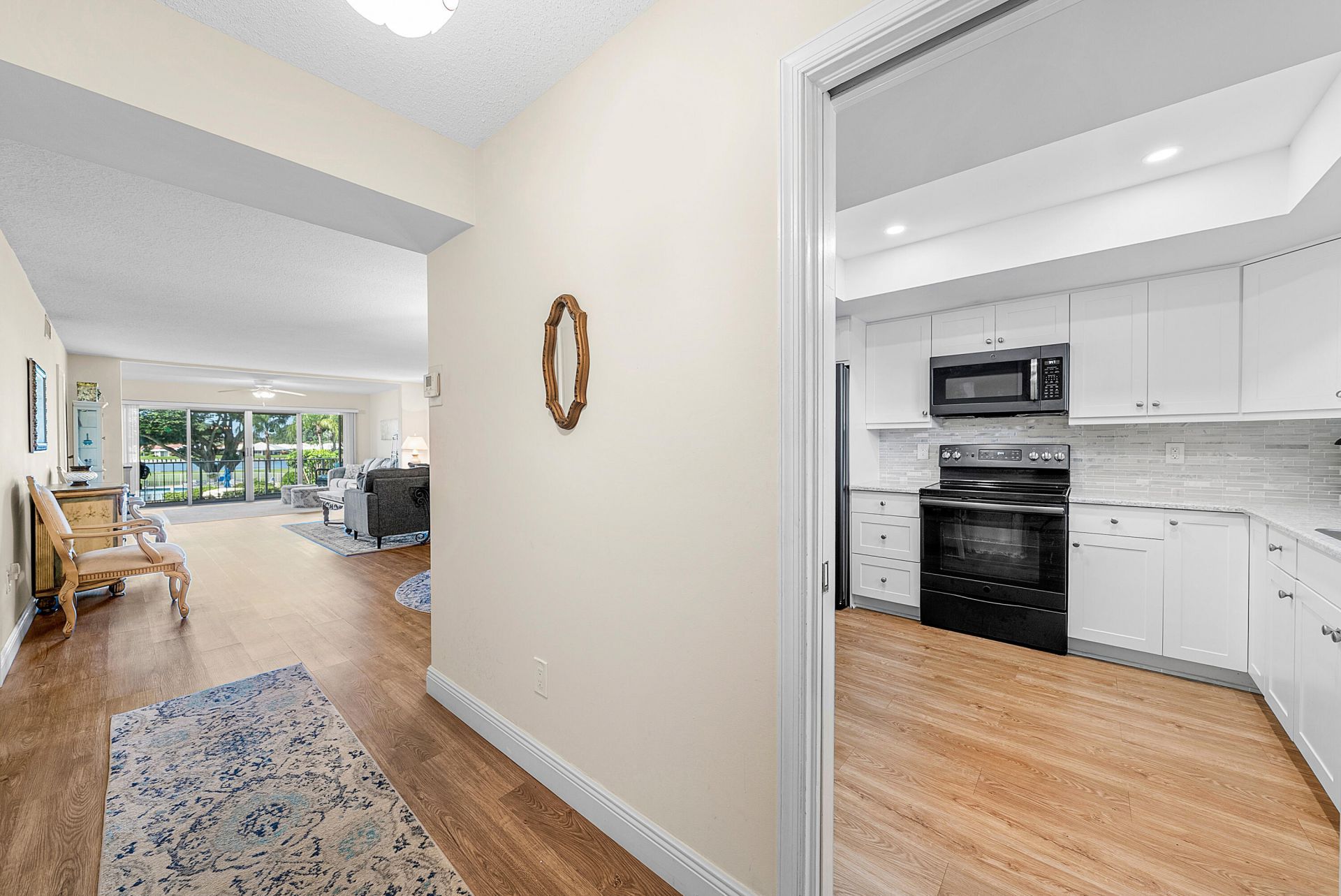 145 Atlantis Boulevard, Unit 203, Atlantis, FL 33462 Photo
