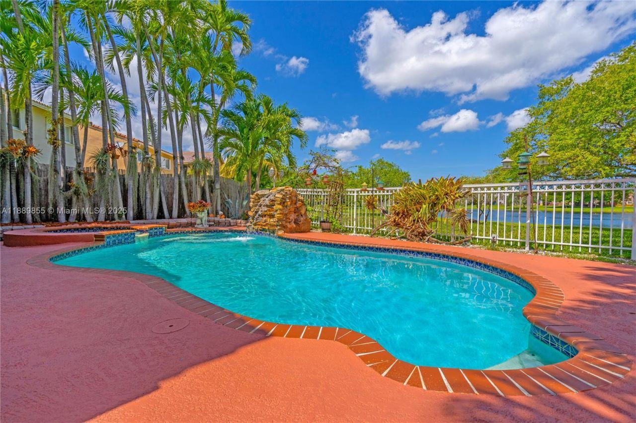 10213 SW 156th Ave, Miami, FL 33196 Photo