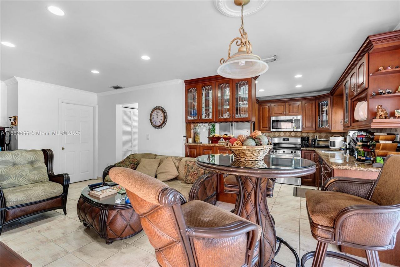 10213 SW 156th Ave, Miami, FL 33196 Photo