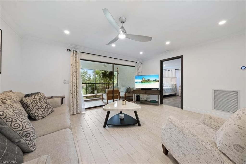 5841 Rattlesnake Hammock Rd, Unit 2, Naples, FL 34113 Photo