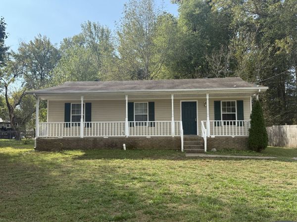 746 Spees Dr, Clarksville, TN 37042