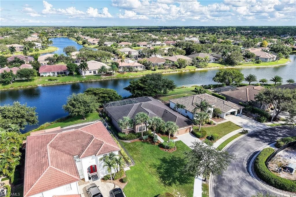 14611 Indigo Lakes Cir, Naples, FL 34119 Photo