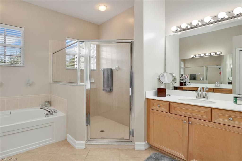 14611 Indigo Lakes Cir, Naples, FL 34119 Photo
