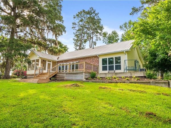 369 RICE PATCH Road, Colfax, LA 71417