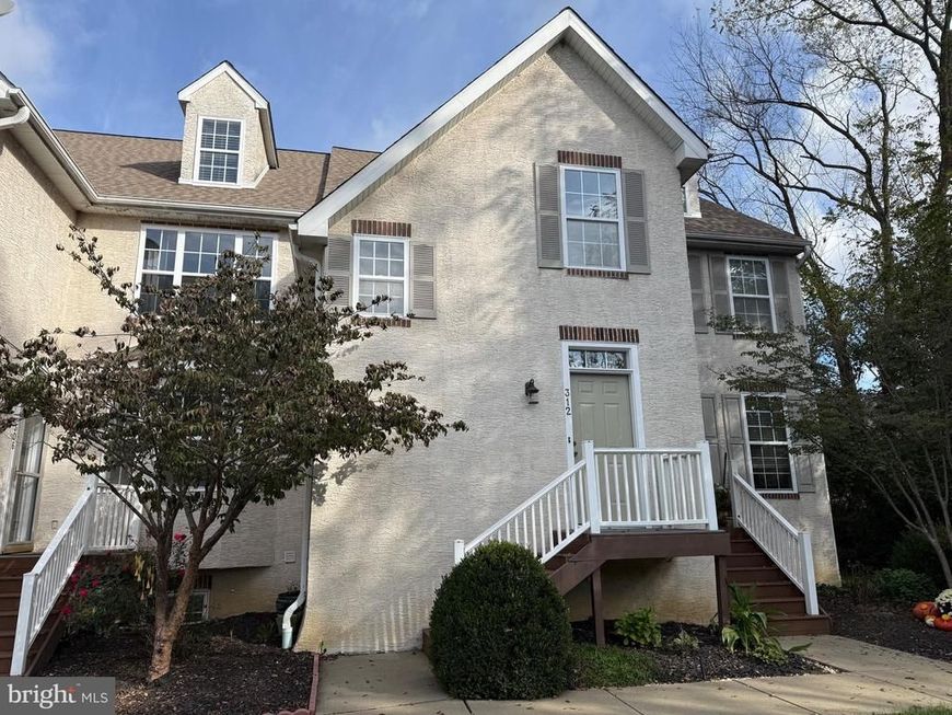 312 Riverbirch Circle, Unit 802, Kennett Square, PA 19348 Main Photo