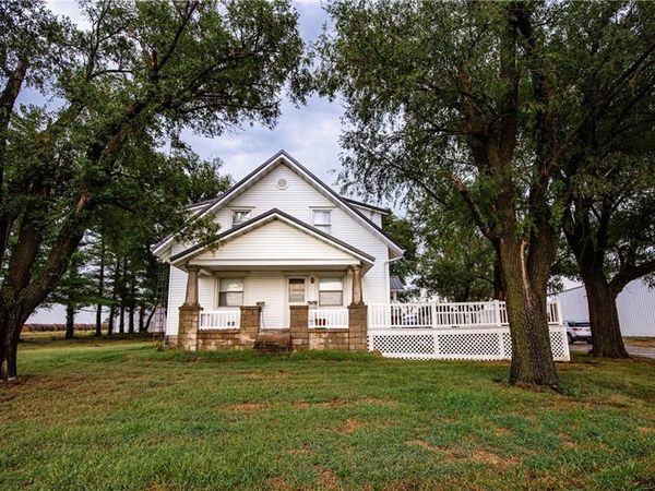 22438 NW 2300 Road, Richmond, KS 66080