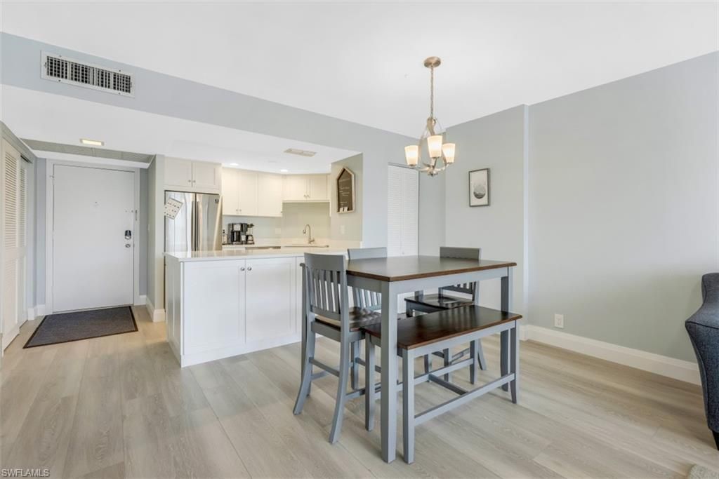5 Bluebill Ave, Unit 210, Naples, FL 34108 Photo