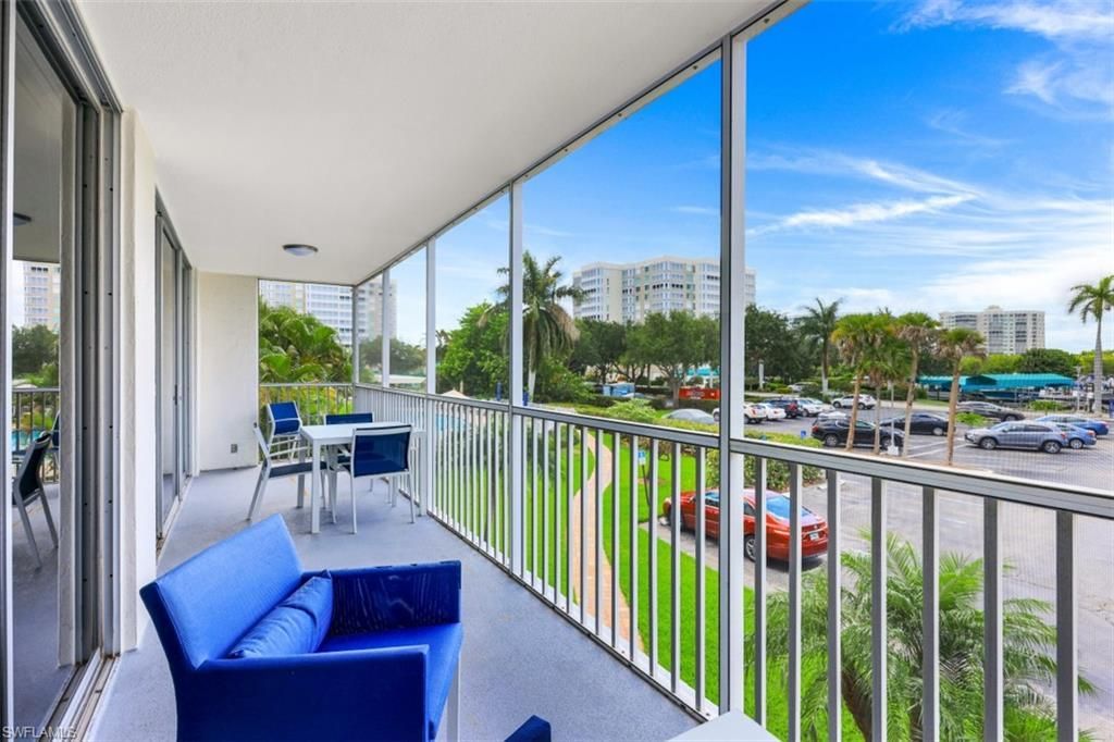 5 Bluebill Ave, Unit 210, Naples, FL 34108 Photo