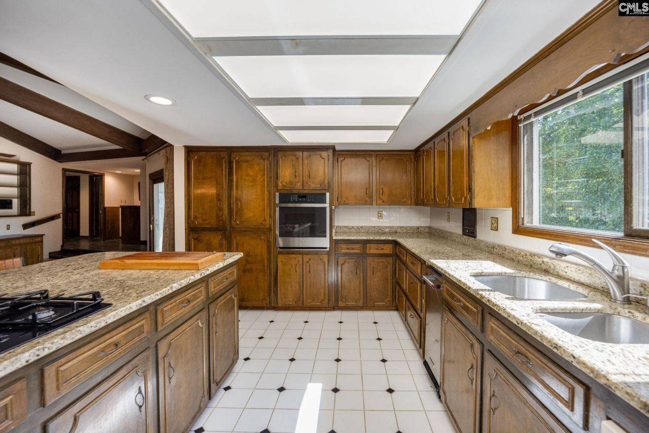 539 Circle H Woods Road Photo 32