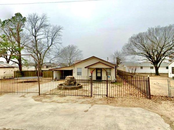 1004 1st Avenue , Warner, OK 74469