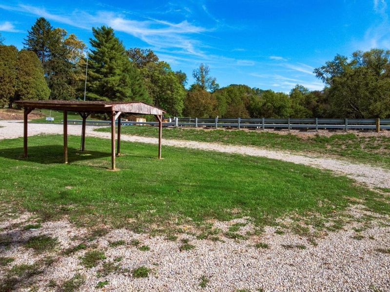 10200 S River Road, McConnelsville, OH 43756 Photo 12