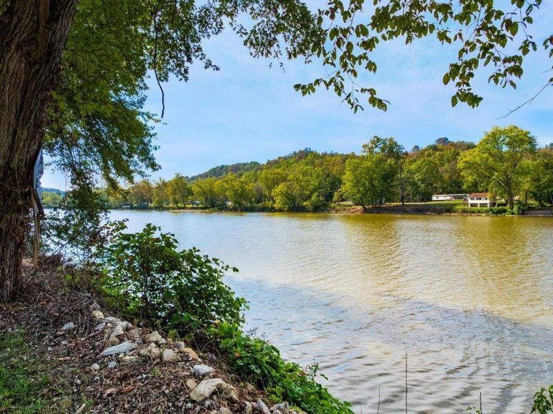 10200 S River Road, McConnelsville, OH 43756 Photo 9