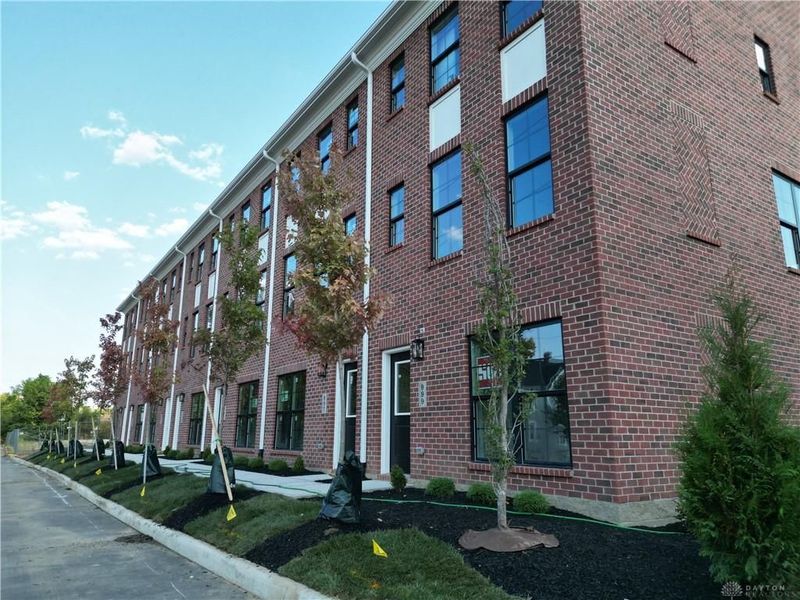 997 W Third Street, Dayton, OH 45402 Photo 3