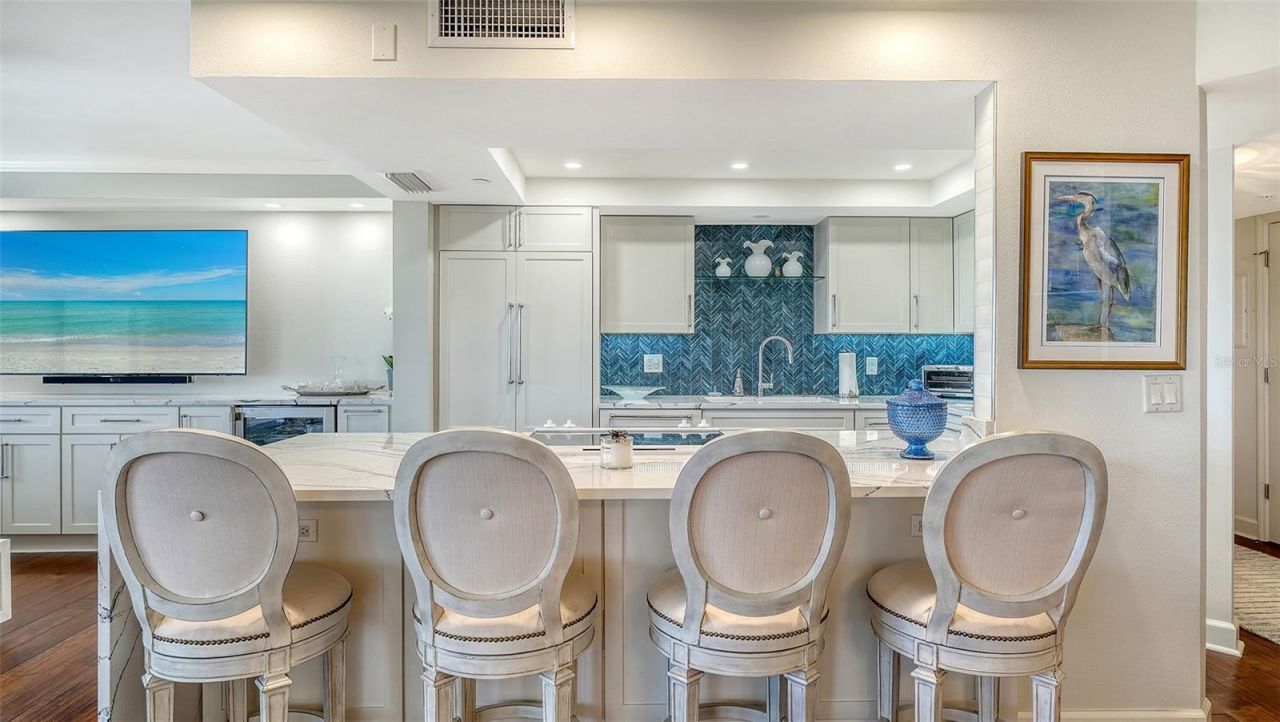 1100 Benjamin Franklin Drive, Unit 604, Sarasota, FL 34236 Photo