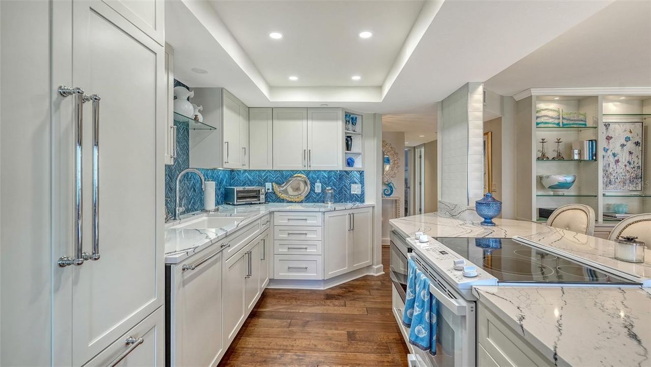 1100 Benjamin Franklin Drive, Unit 604, Sarasota, FL 34236 Photo