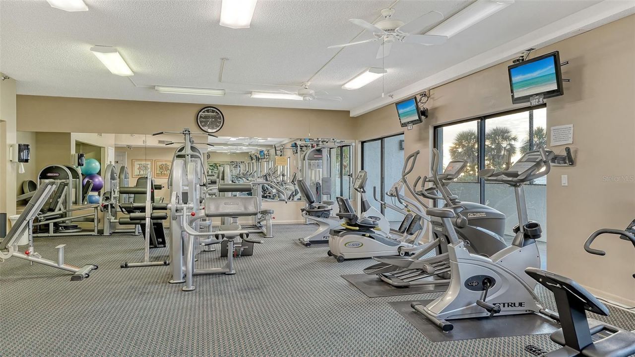 1100 Benjamin Franklin Drive, Unit 604, Sarasota, FL 34236 Photo