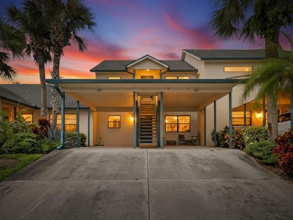 620 YARDARM DRIVE, Unit 10, APOLLO BEACH, FL 33572