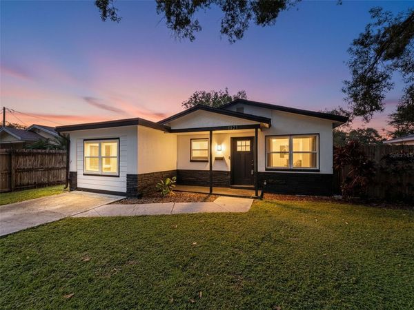 1121 49TH AVE N, ST PETERSBURG, FL 33703