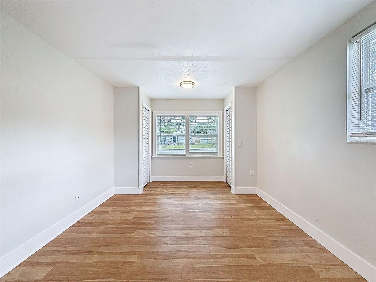 1121 49th Ave N, Saint Petersburg, FL 33703 Photo