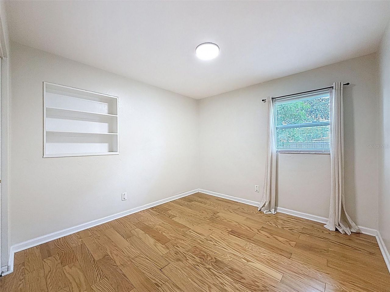 1121 49th Ave N, Saint Petersburg, FL 33703 Photo