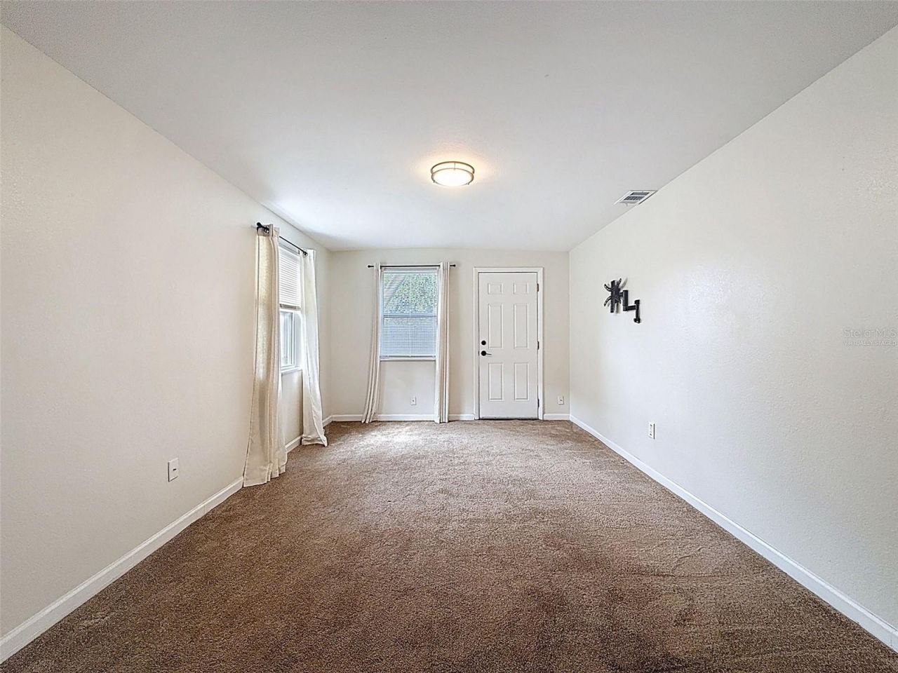 1121 49th Ave N, Saint Petersburg, FL 33703 Photo