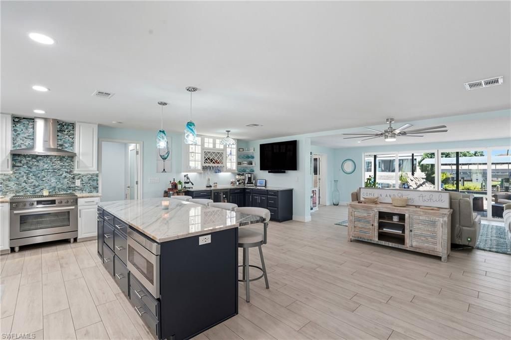 5257 Stratford Ct, Cape Coral, FL 33904 Photo