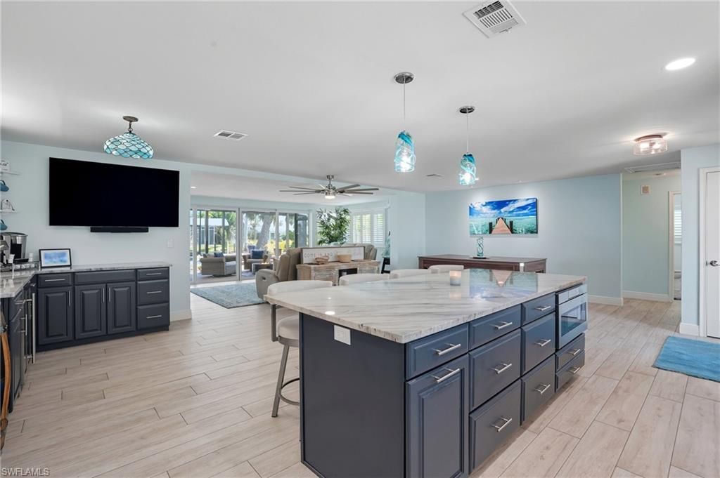 5257 Stratford Ct, Cape Coral, FL 33904 Photo