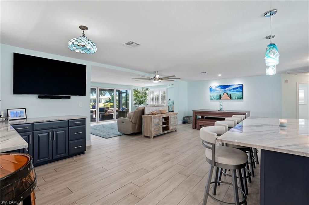 5257 Stratford Ct, Cape Coral, FL 33904 Photo