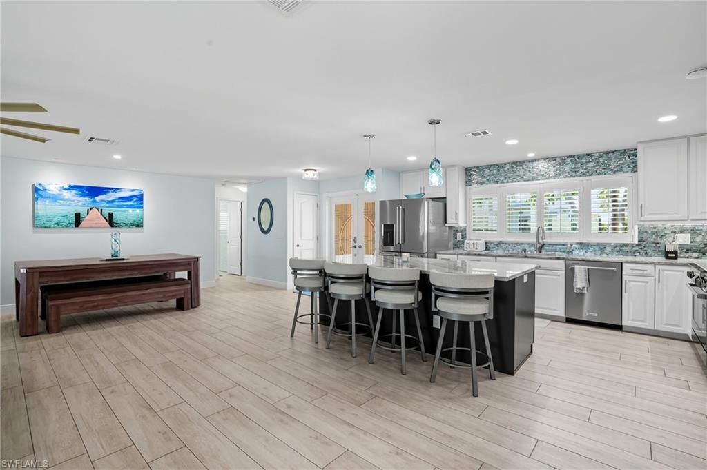 5257 Stratford Ct, Cape Coral, FL 33904 Photo