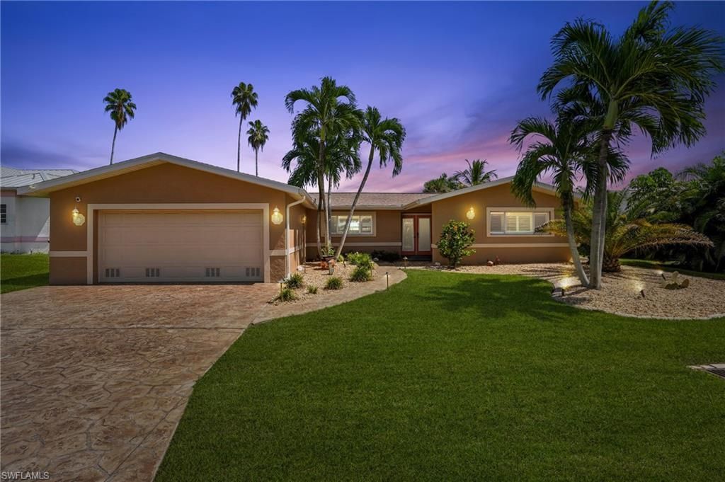 5257 Stratford Ct, Cape Coral, FL 33904 Photo