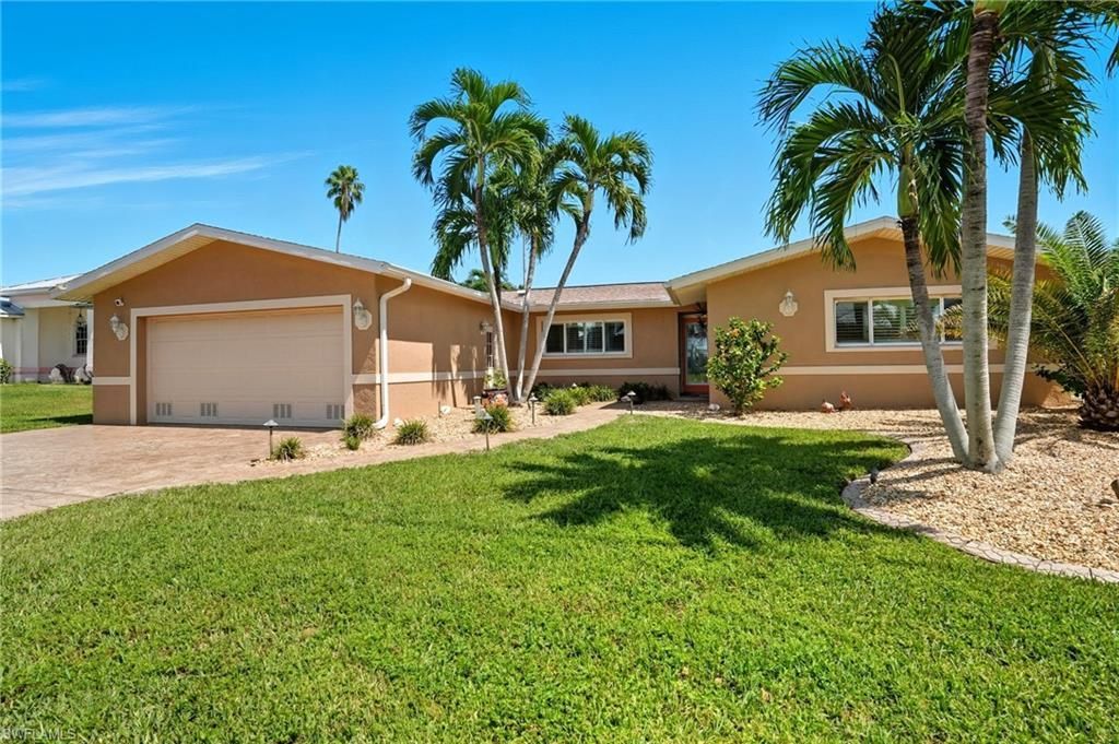 5257 Stratford Ct, Cape Coral, FL 33904 Photo