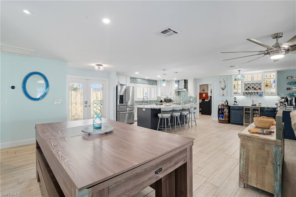 5257 Stratford Ct, Cape Coral, FL 33904 Photo