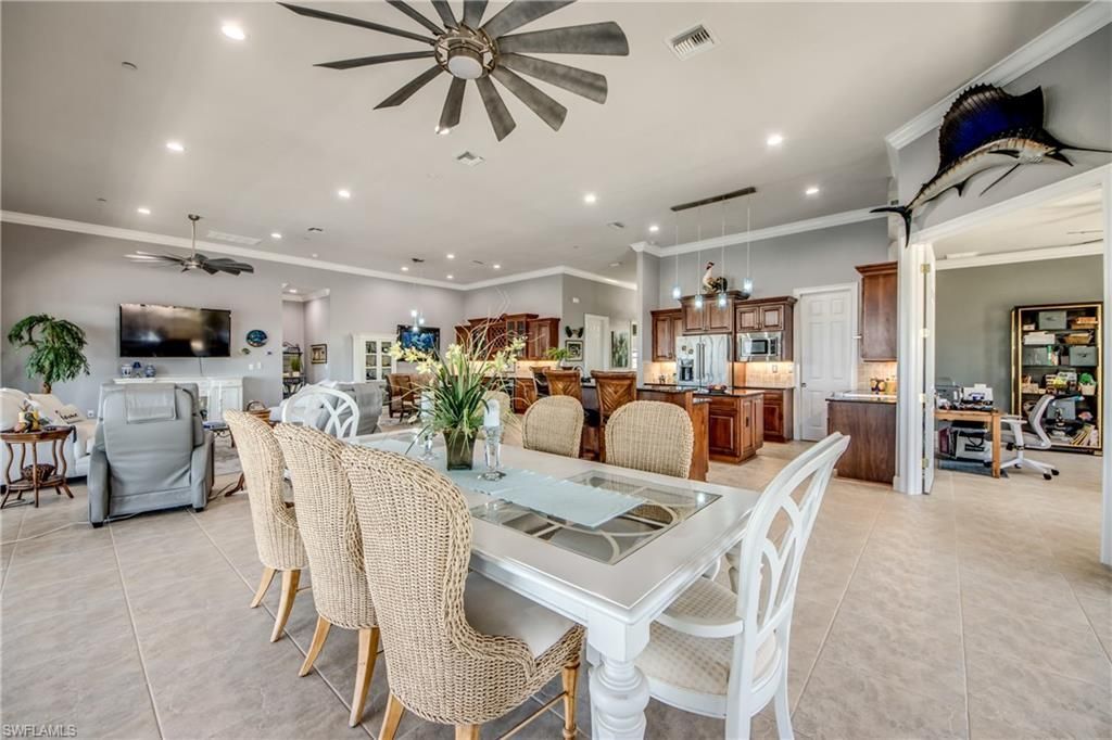 1640 Beach Pkwy, Unit 301, Cape Coral, FL 33904 Photo