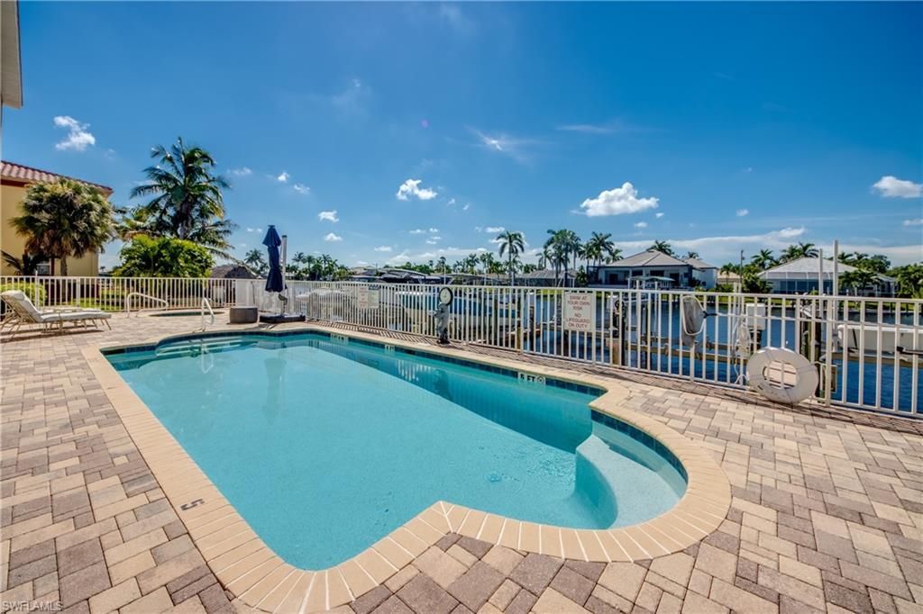 1640 Beach Pkwy, Unit 301, Cape Coral, FL 33904 Photo