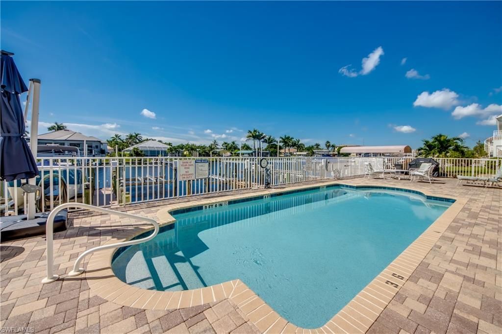 1640 Beach Pkwy, Unit 301, Cape Coral, FL 33904 Photo