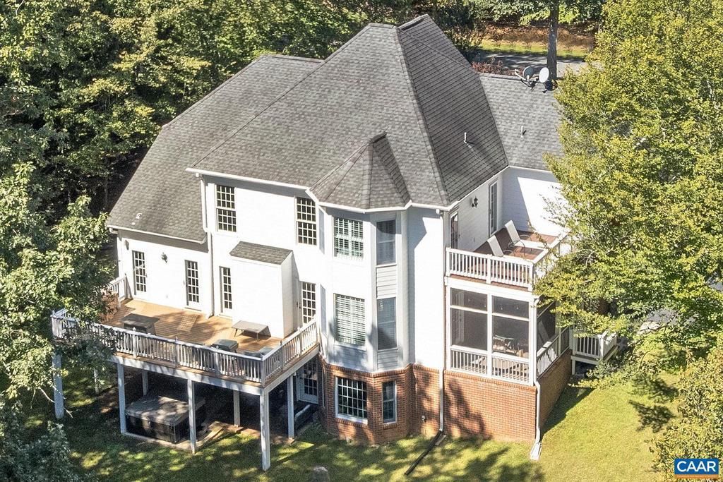 2370 WALNUT RIDGE LN, CHARLOTTESVILLE, VA 22911