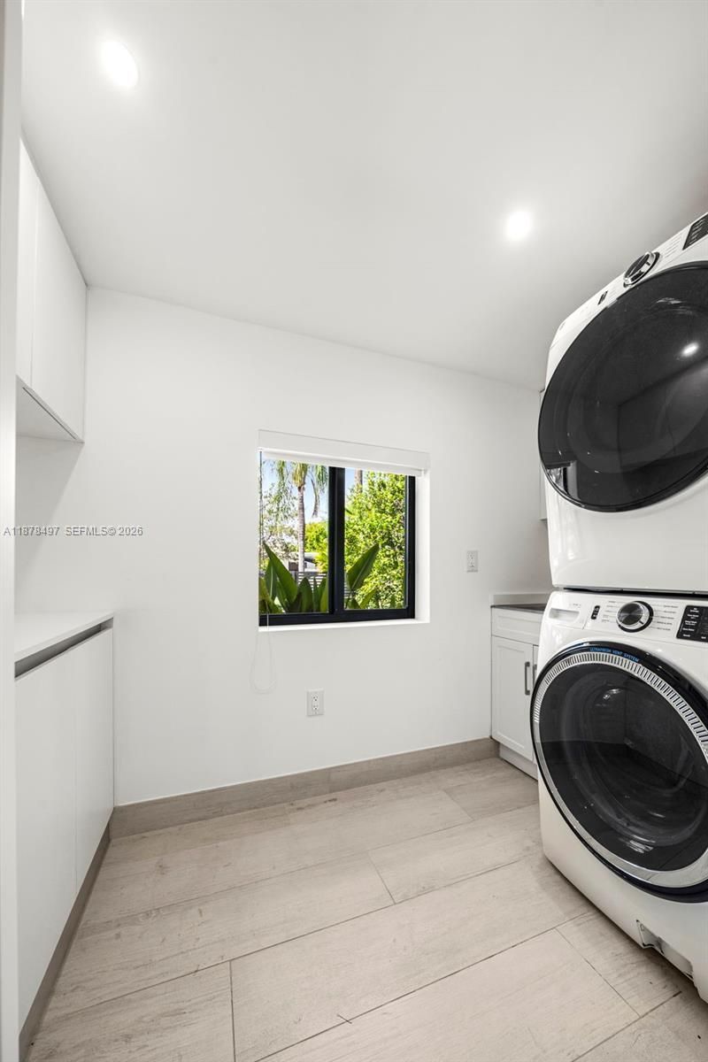 8033 Noremac Ave, Miami Beach, FL 33141 Photo