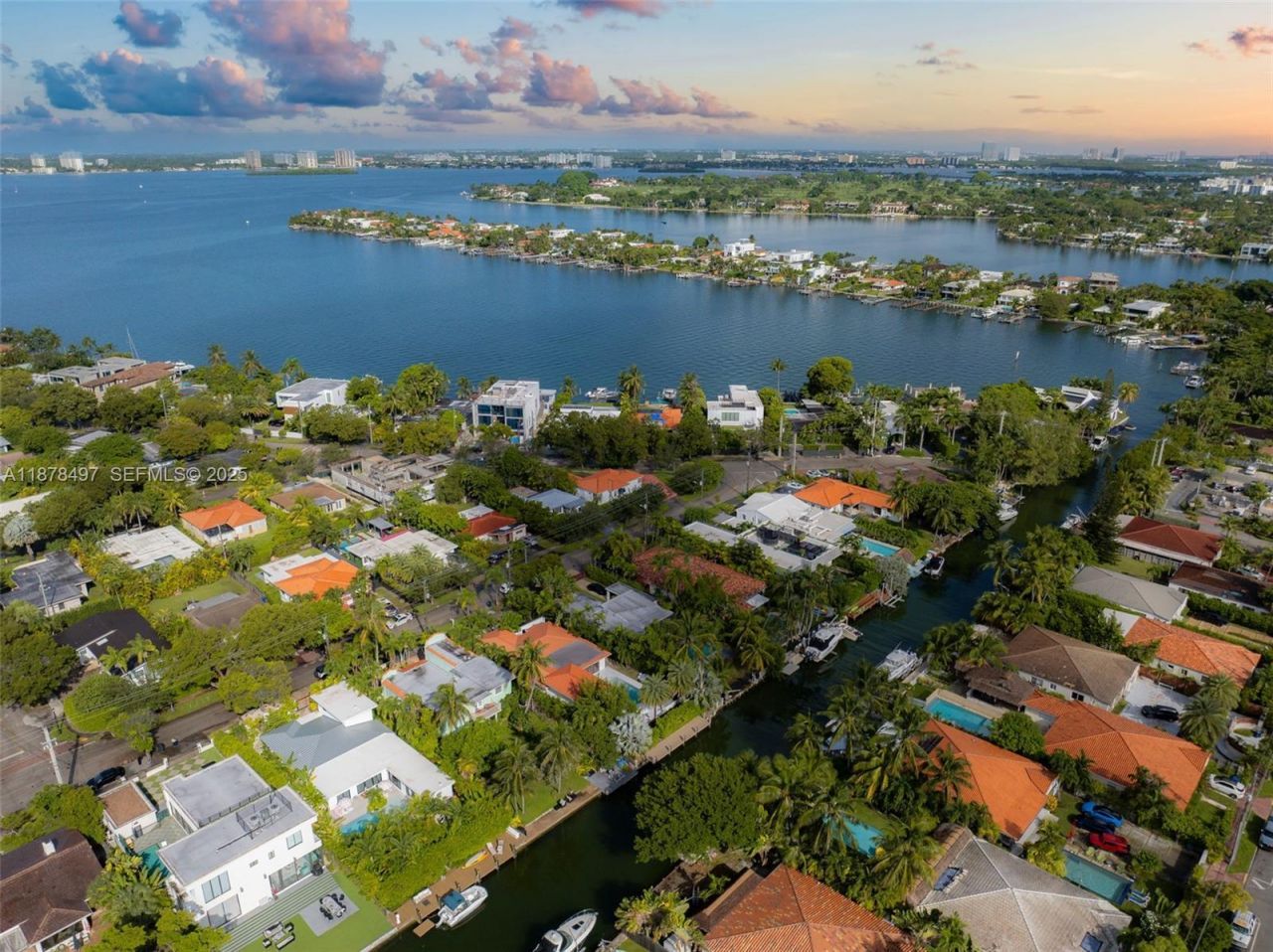 8033 Noremac Ave, Miami Beach, FL 33141 Photo