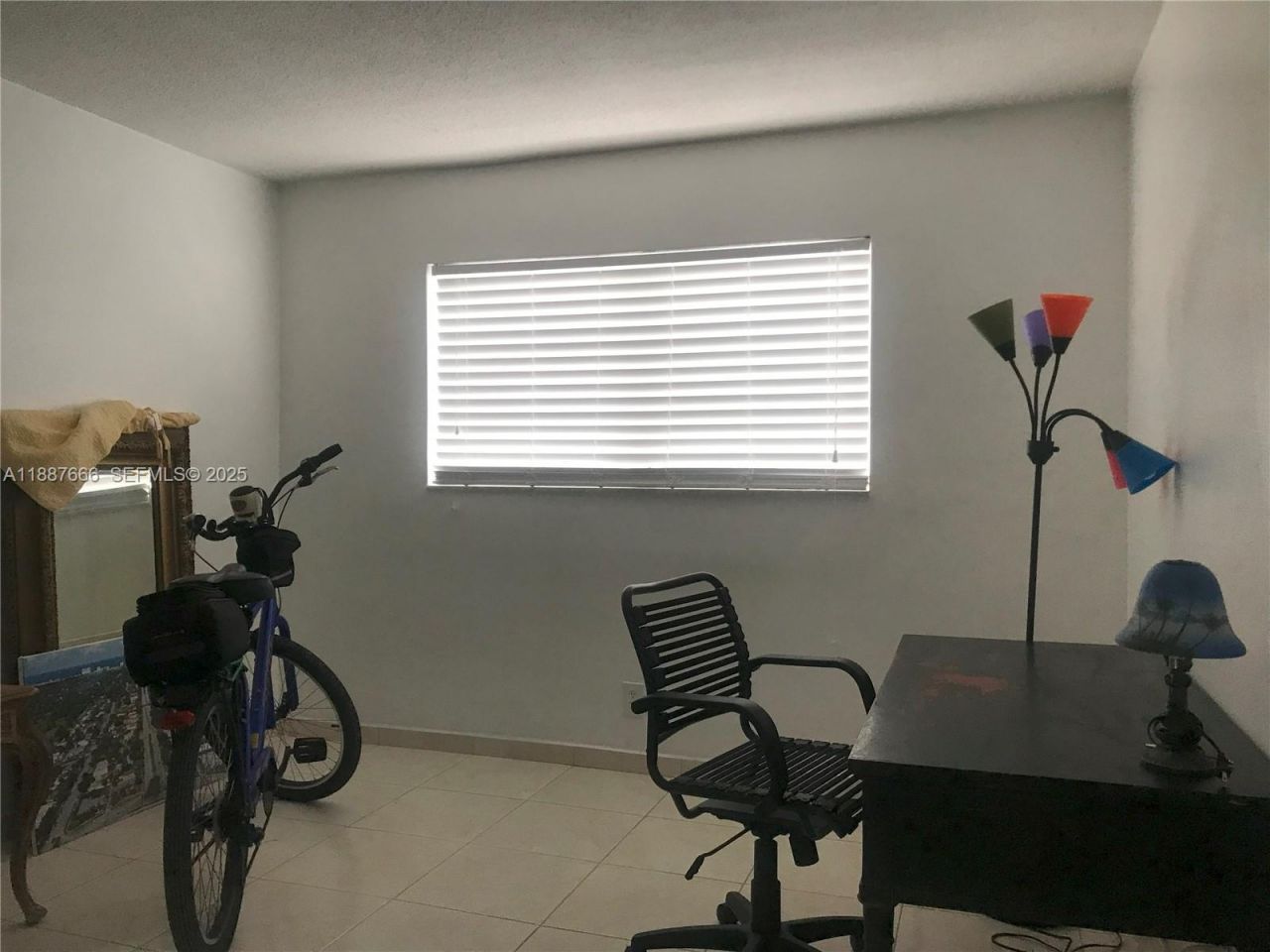 581 Blue Heron Dr, Unit 122-B, Hallandale Beach, FL 33009 Photo