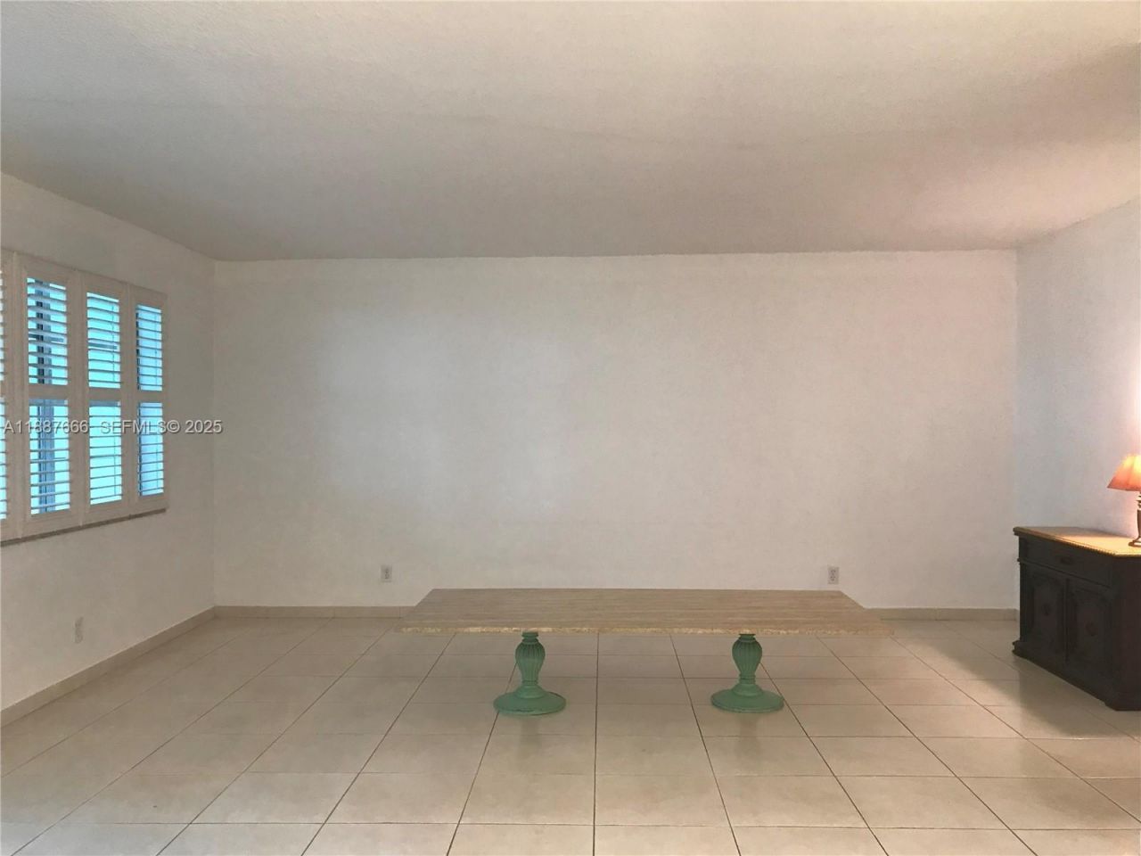 581 Blue Heron Dr, Unit 122-B, Hallandale Beach, FL 33009 Photo