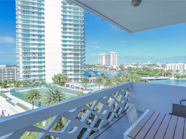 20 Island Ave, Unit 704, Miami Beach, FL 33139