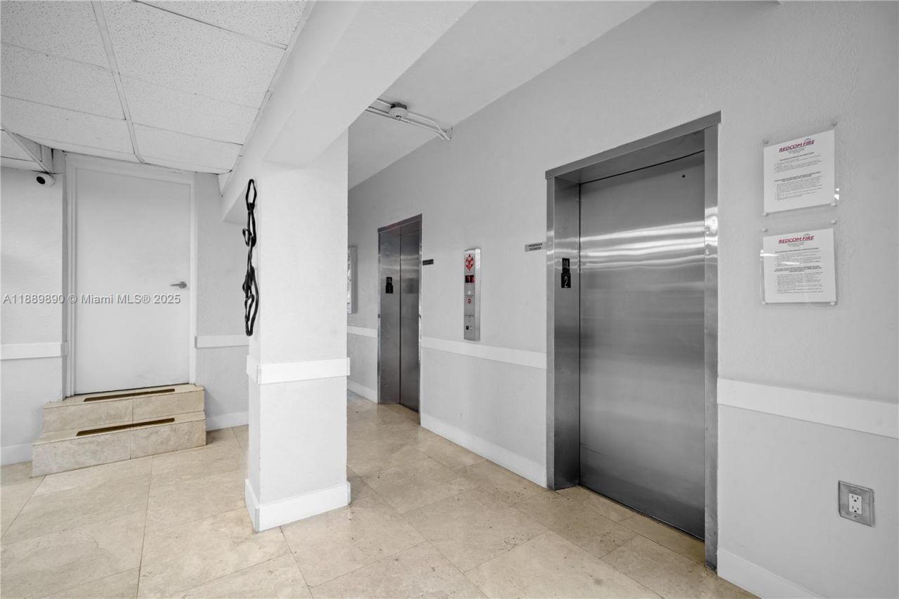 7904 West Dr, Unit 714, North Bay Village, FL 33141 Photo