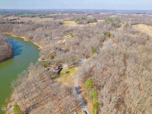 22 Lake Hayes Estates Road, Trenton, TN 38382