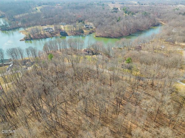 24 Lake Hayes Estates Road, Trenton, TN 38382