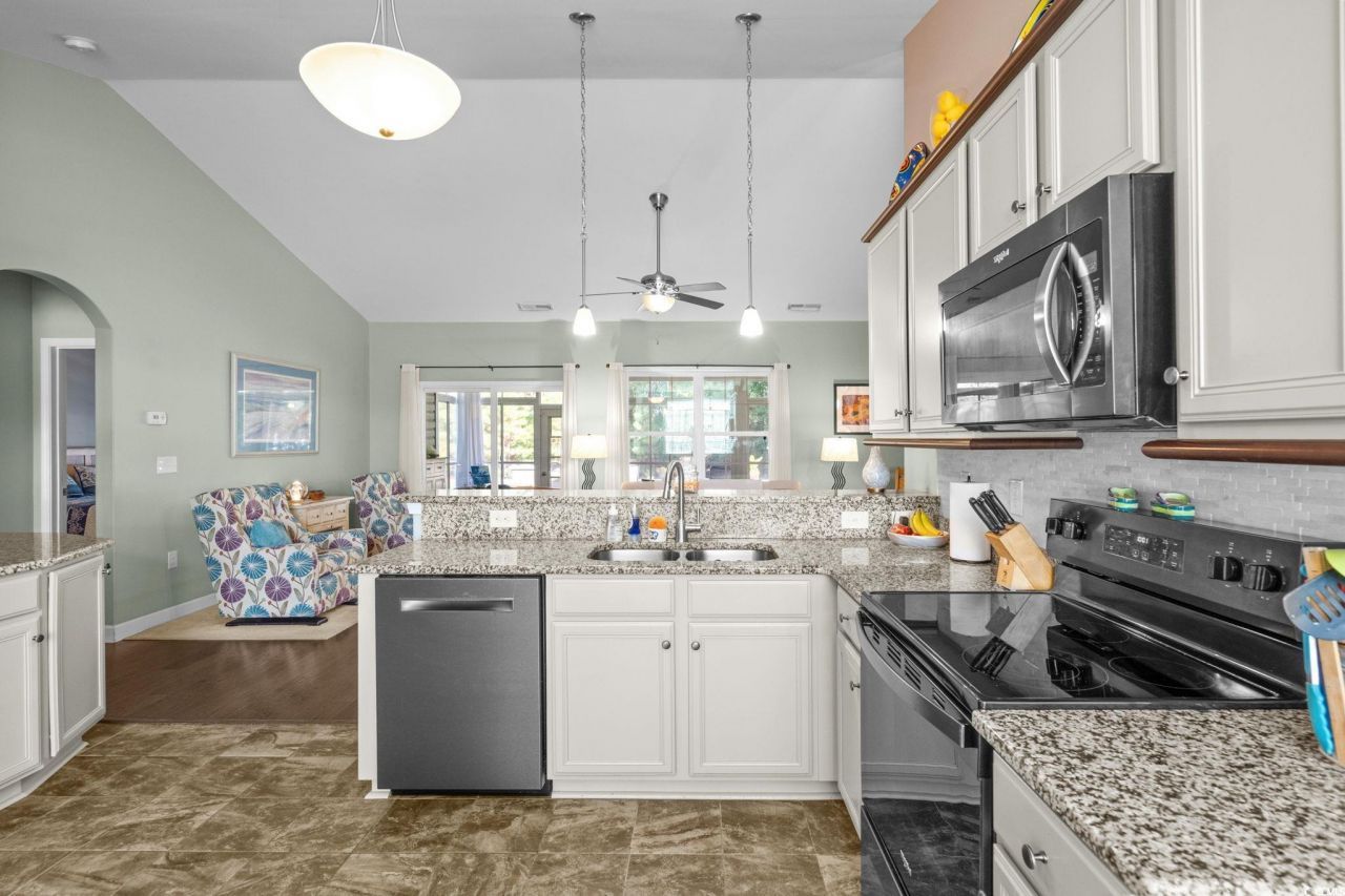 210 Belclare Way Photo 14