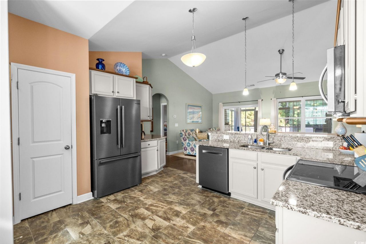 210 Belclare Way Photo 17