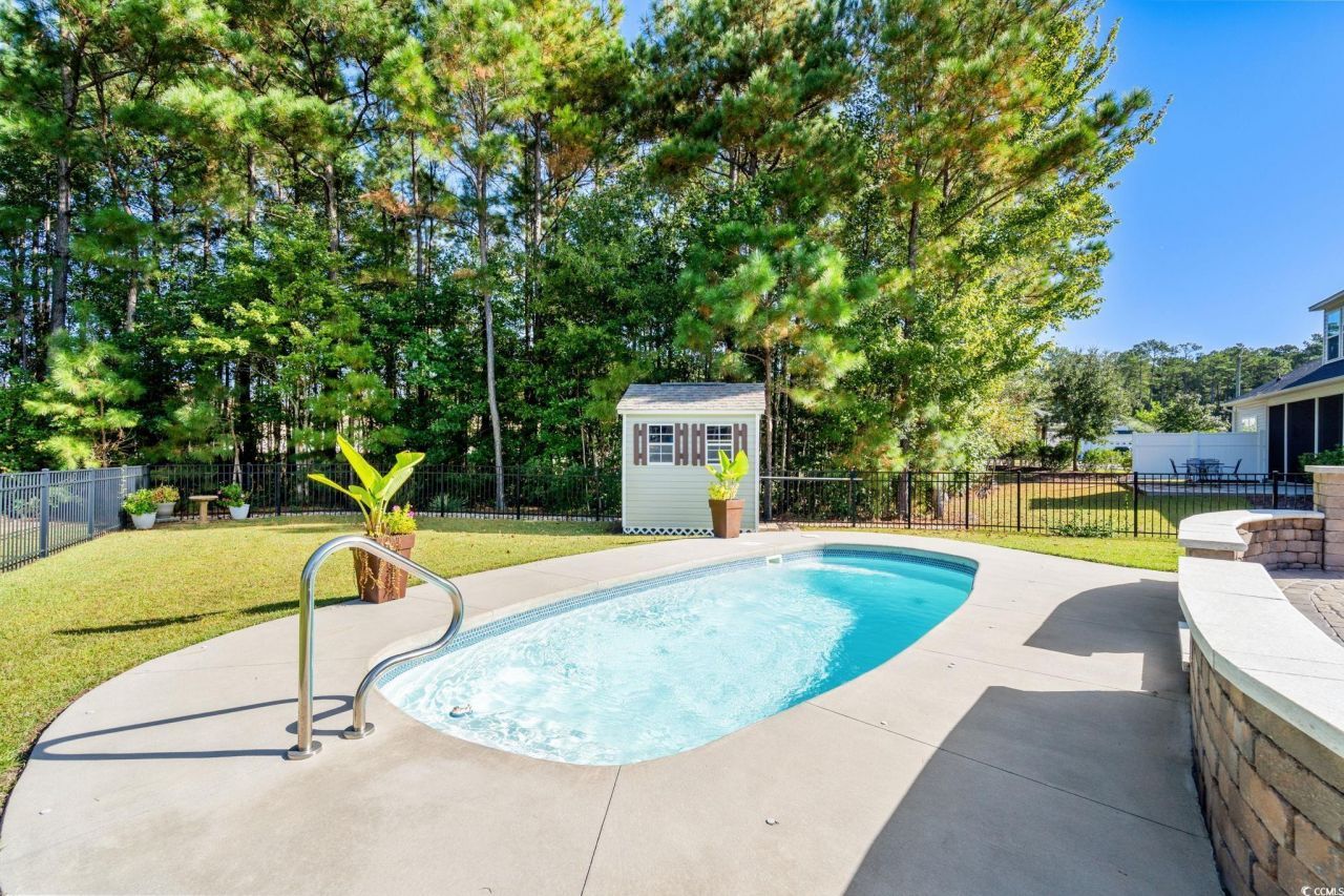 210 Belclare Way Photo 28