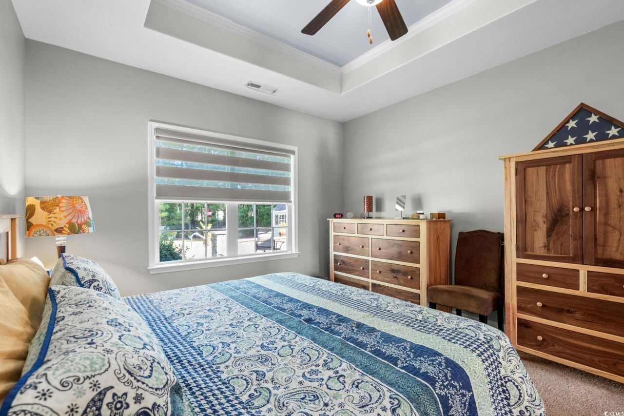 210 Belclare Way Photo 32